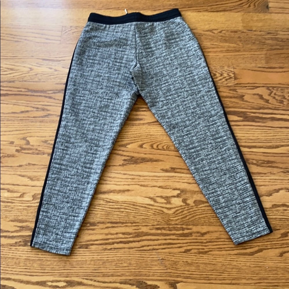 Joggers - Picture 2 of 3